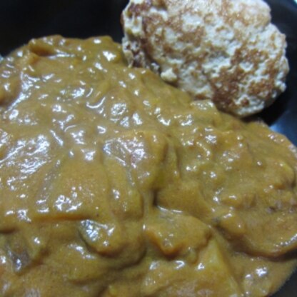 カレーとハンバーグ最強の組み合わせですね＾－＾ｖ野菜もとろとろで美味しかったです＾－＾ｖ